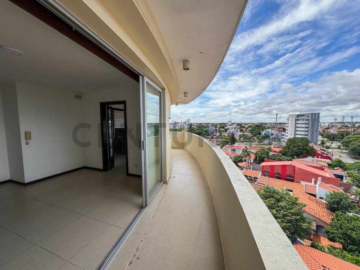 Departamento Urbari, 2 cuadras del 2do anillo Foto 16