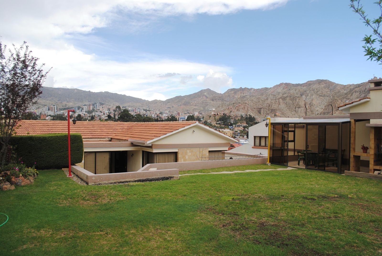 Casa en Seguencoma en La Paz 5 dormitorios 8 baños 2 parqueos Foto 22