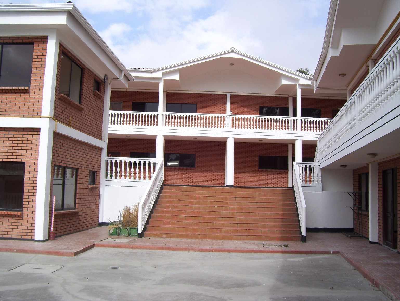 Casa Urb. Valle Vergelito, Calle 2 esq. Calle S/N Zona Llojeta, Macro Distrito Cotahuma. Foto 5