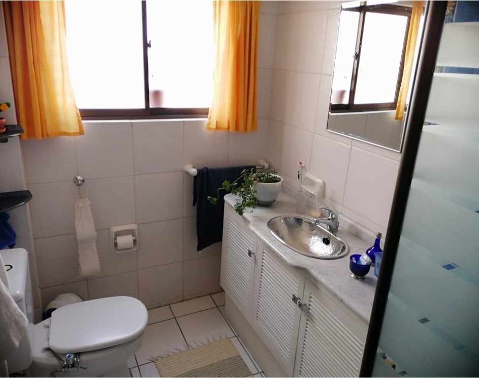 Departamento en VentaAchumani lado del Hipermaxi 3 dormitorios 4 baños 1 parqueos Foto 11