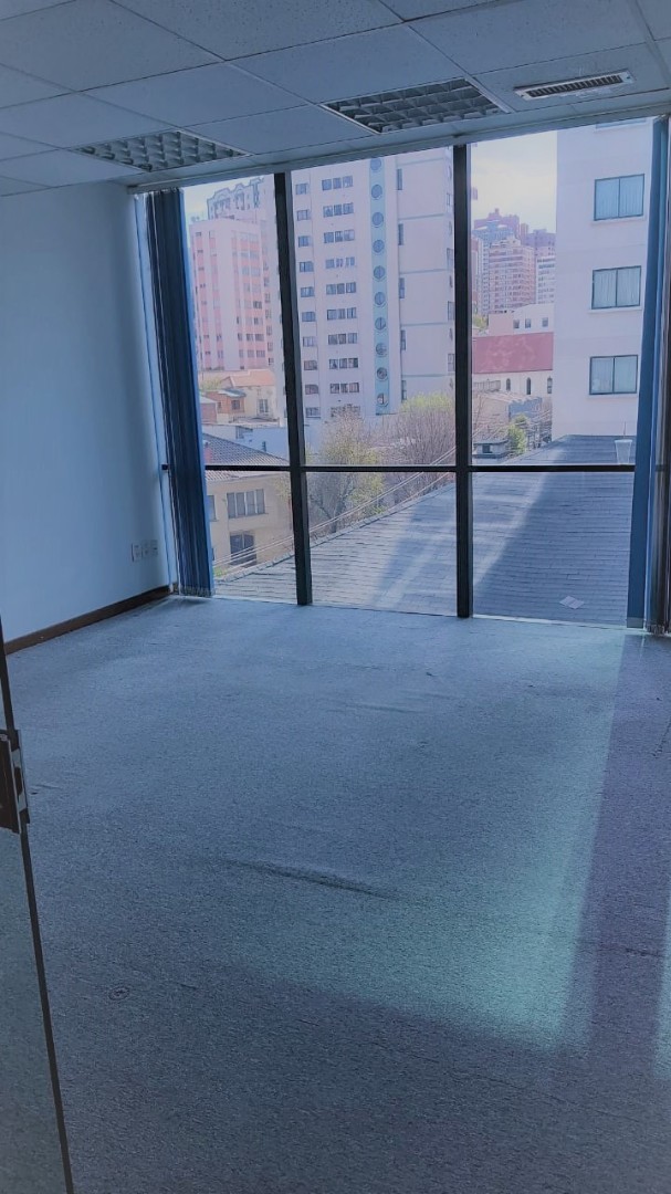 Oficina OFICINAS EN ALQUILER INMEDIACIONES PLAZA AVAROA Foto 5