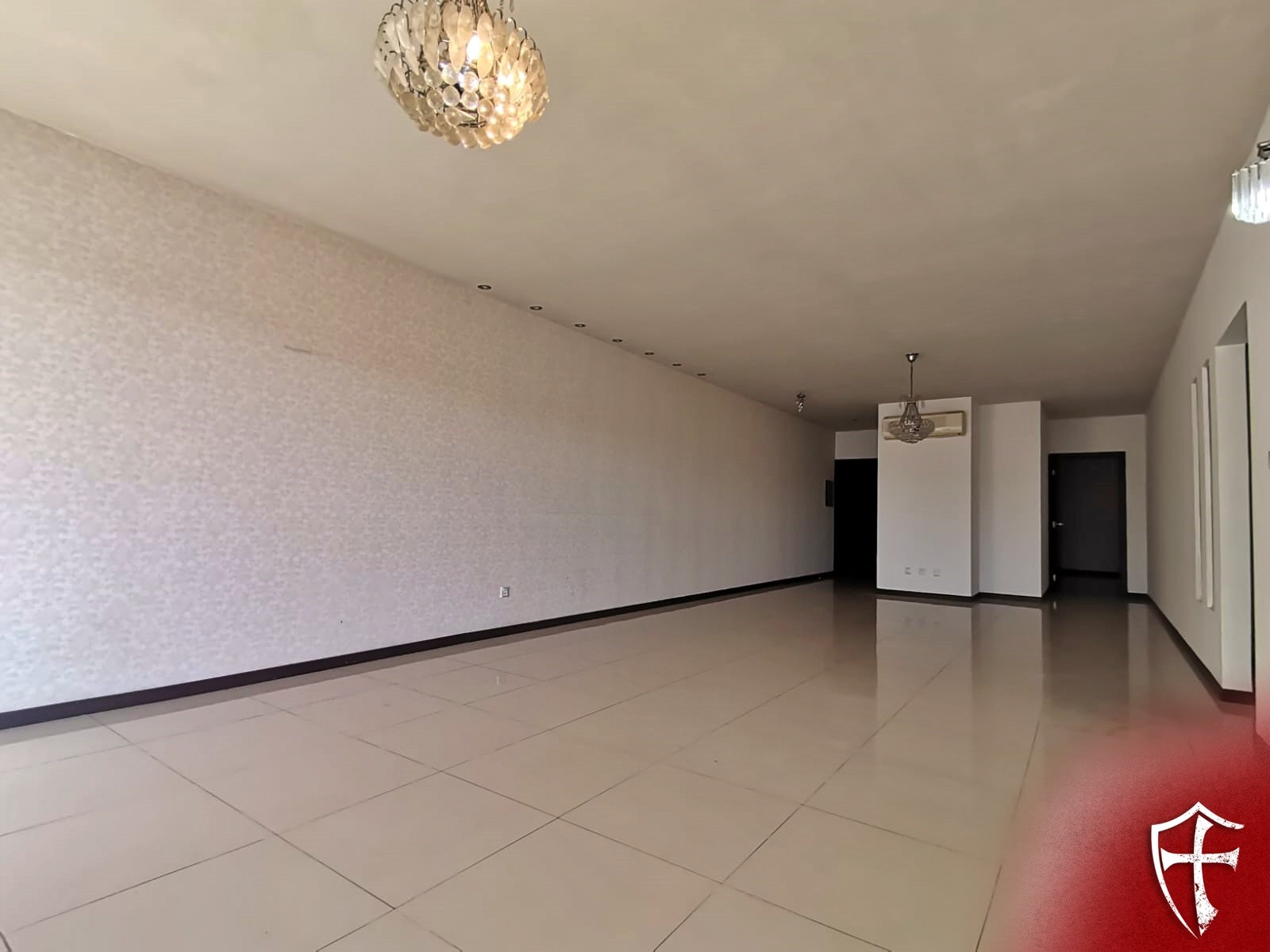 Departamento en AlquilerSegundo anillo entre Pirai y Roca Coronado Foto 5