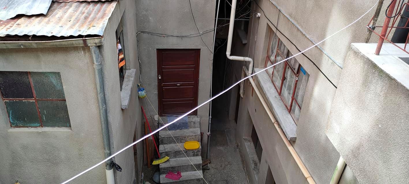 Casa en Tembladerani en La Paz 8 dormitorios 2 baños 1 parqueos Foto 3