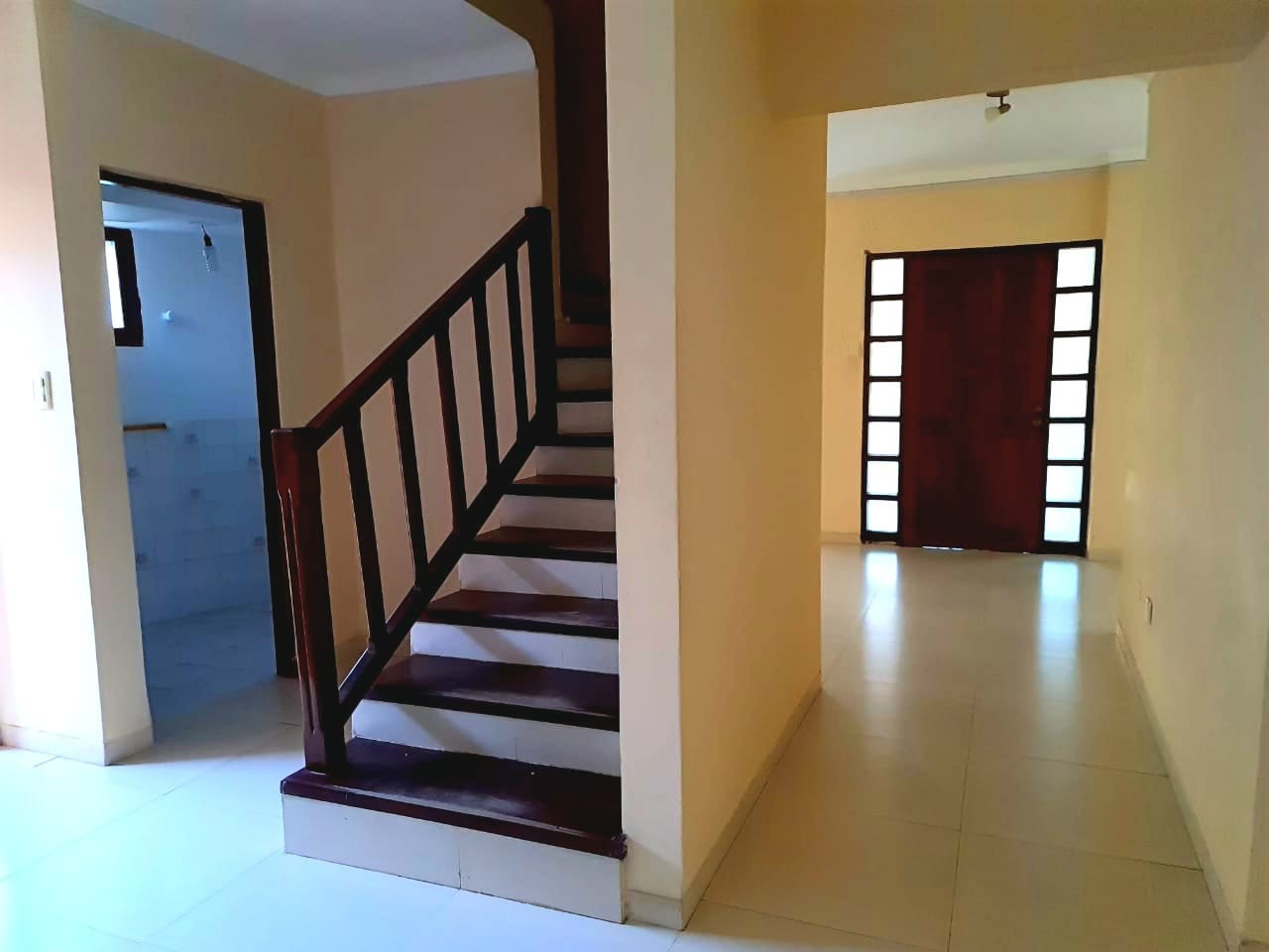 En Alquiler a $us 1,700 Foto 6