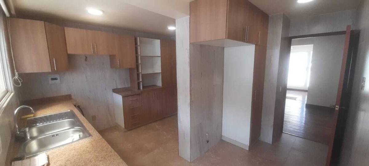 Departamento en VentaACHUMANI, CALLE 32 3 dormitorios 4 baños 1 parqueos Foto 14