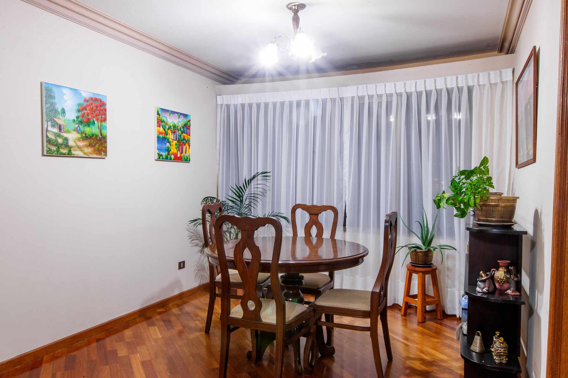 Departamento en VentaEdificio Torres del Sol, Av. Ballivian 838 entre Oruro y Ramón Rivero 2 dormitorios 3 baños 1 parqueos Foto 41