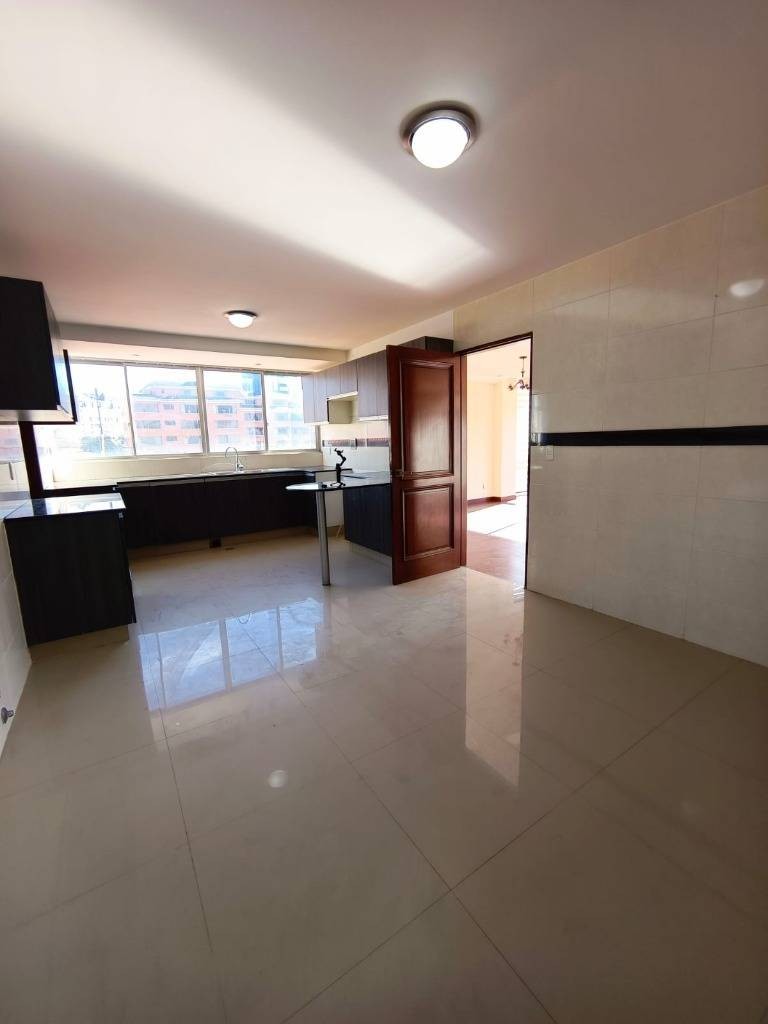 Departamento HERMOSO DEPARTAMENTO DE LUJO EN VENTA – ACHUMANI Foto 6