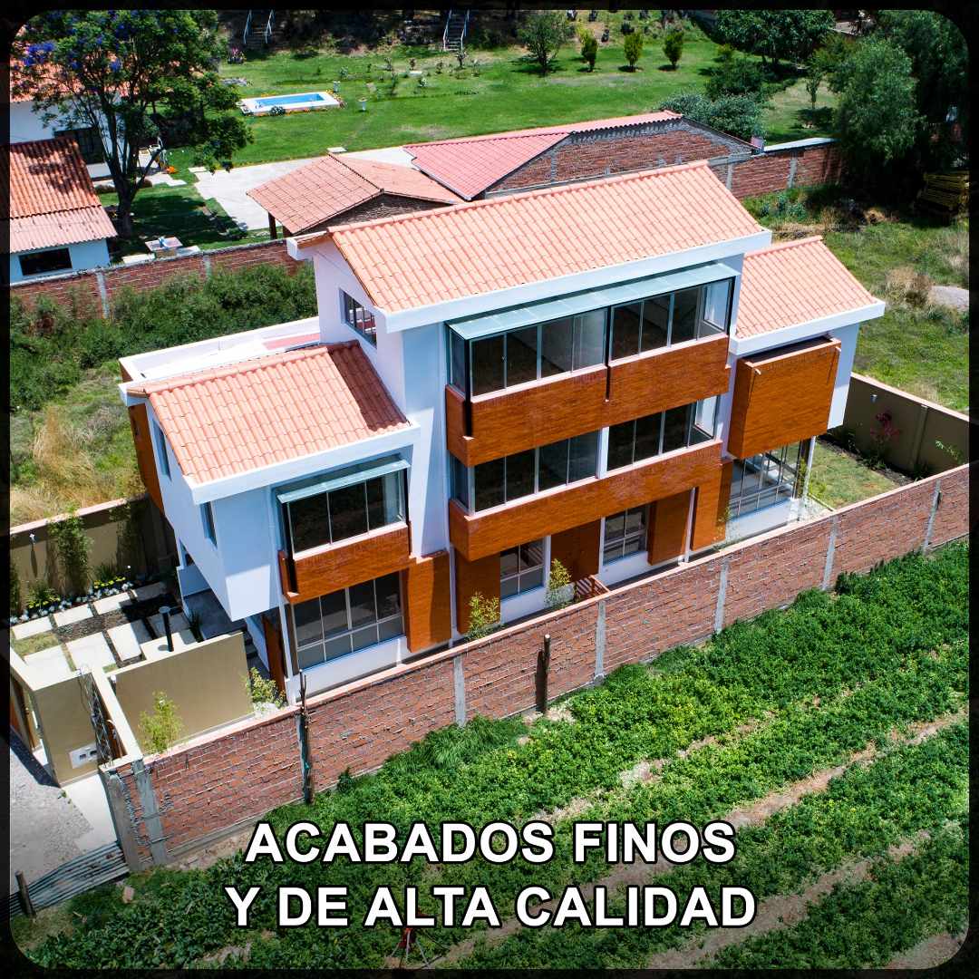 Casa en Tiquipaya en Cochabamba 3 dormitorios 3 baños 2 parqueos Foto 7