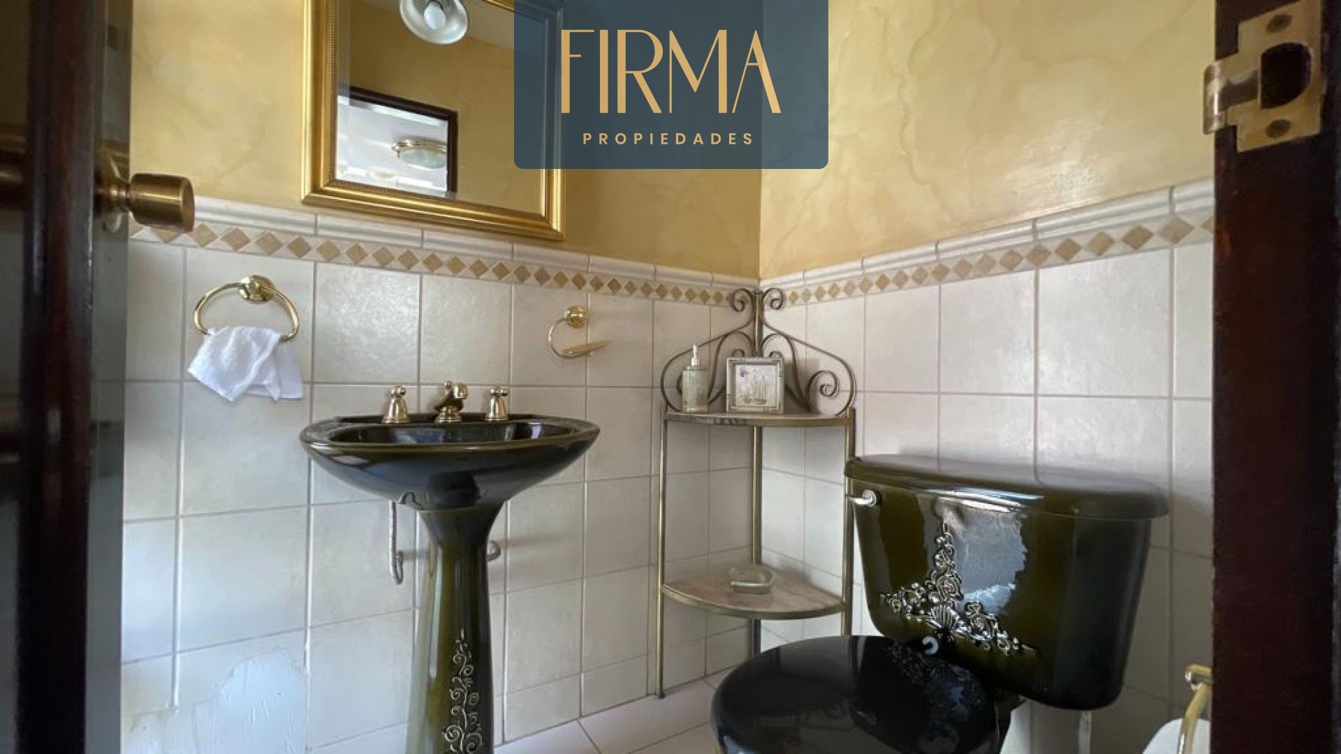 Casa en Koani en La Paz 3 dormitorios 4 baños 2 parqueos Foto 11