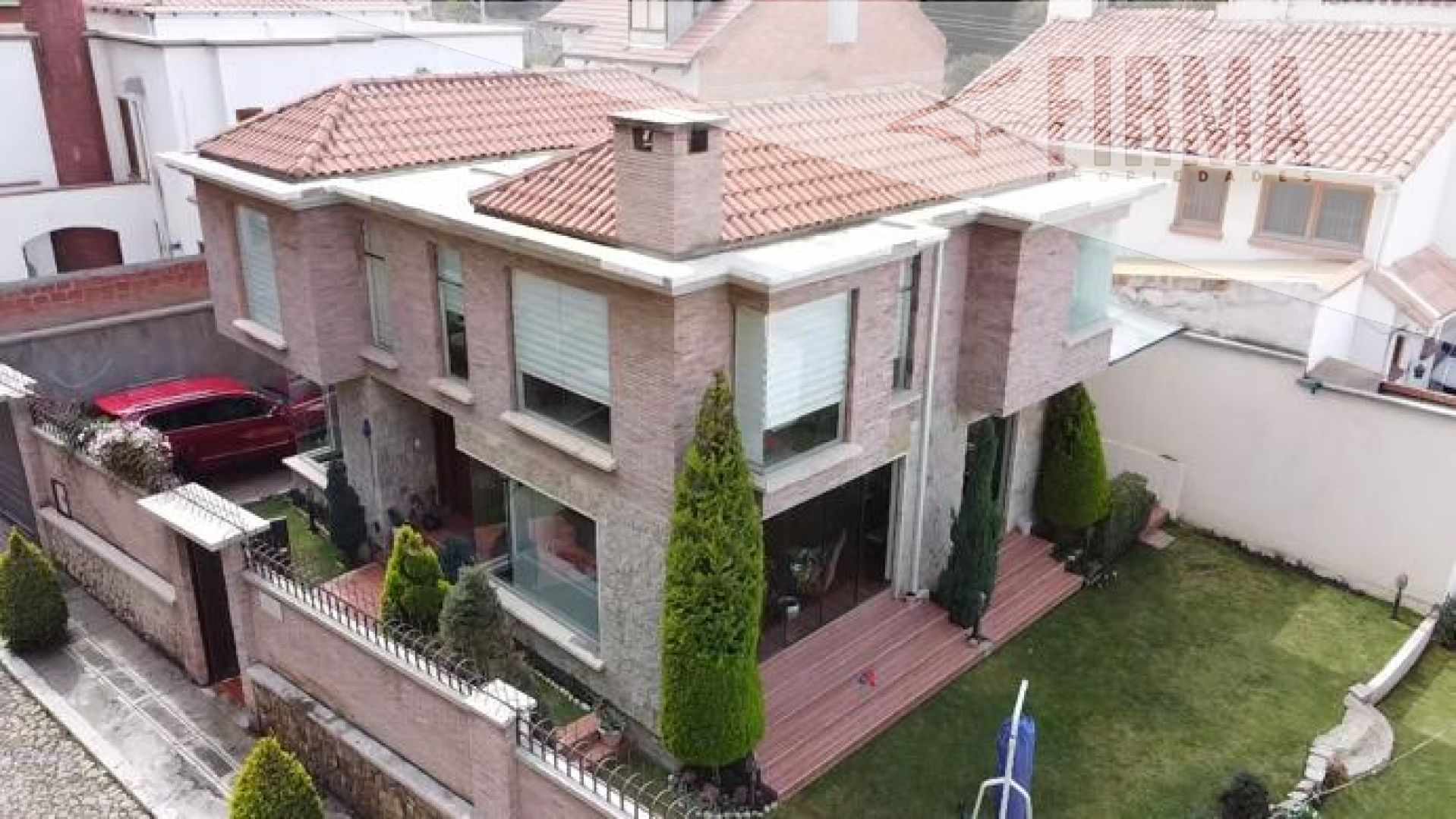 Casa en Koani en La Paz 3 dormitorios 4 baños 2 parqueos Foto 15