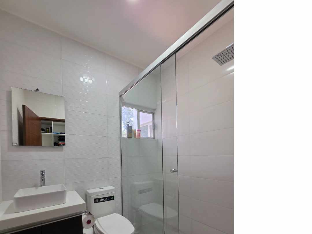 Casa en Carretera Norte en Santa Cruz de la Sierra 6 dormitorios 7 baños 3 parqueos Foto 39