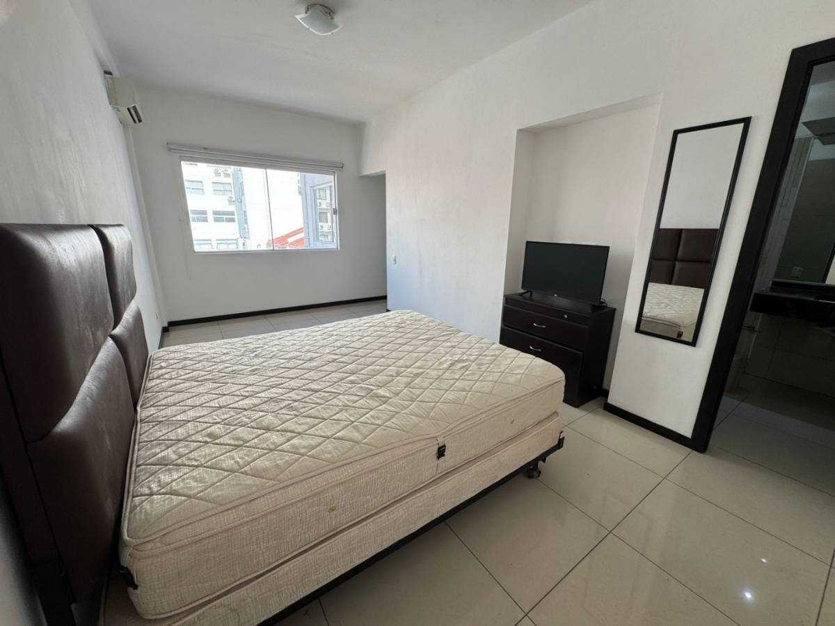 Departamento en Equipetrol en Santa Cruz de la Sierra 2 dormitorios 3 baños 1 parqueos Foto 7