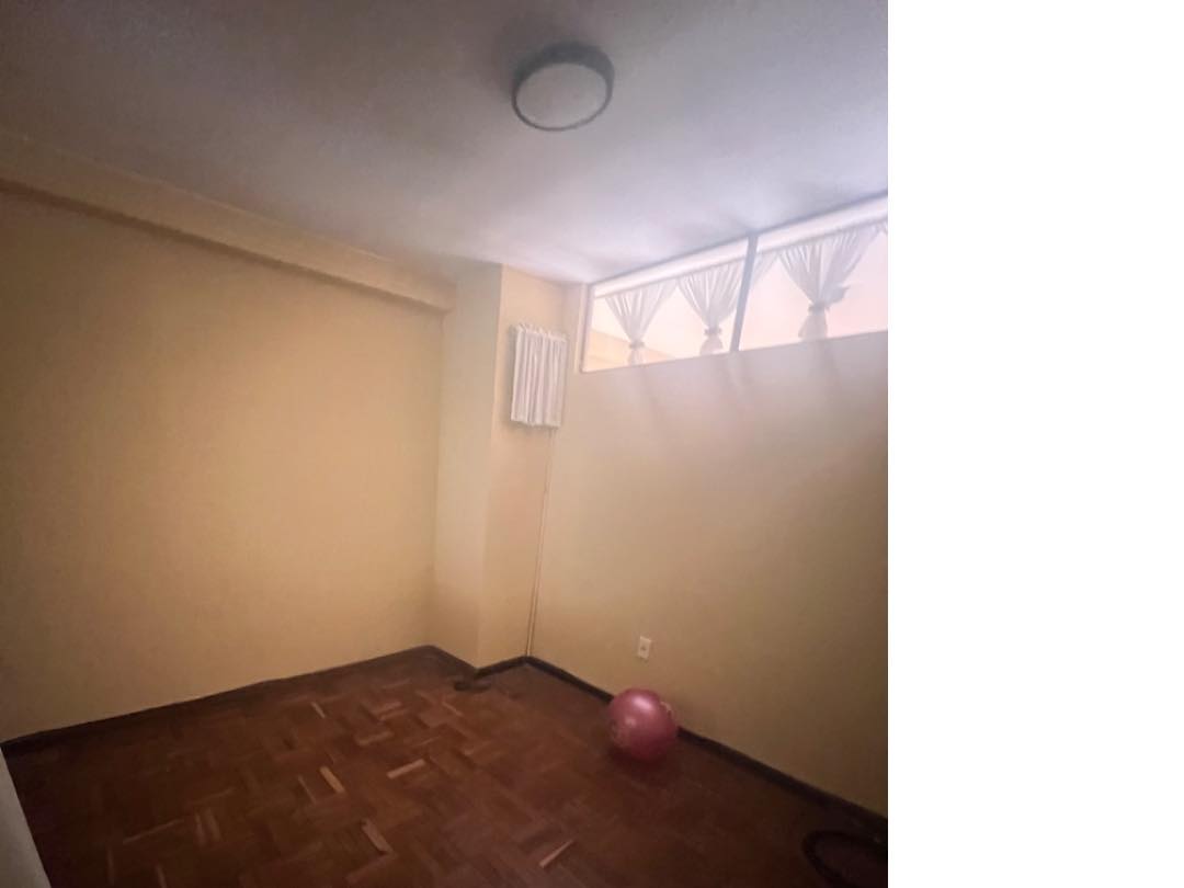 Departamento en AnticréticoCalle 16 de Obrajes  Hugo Ernest  3 dormitorios 3 baños 1 parqueos Foto 12