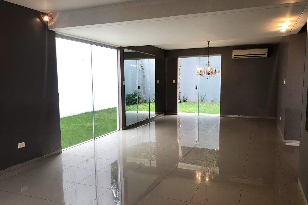 En Alquiler a $us 800 Foto 13