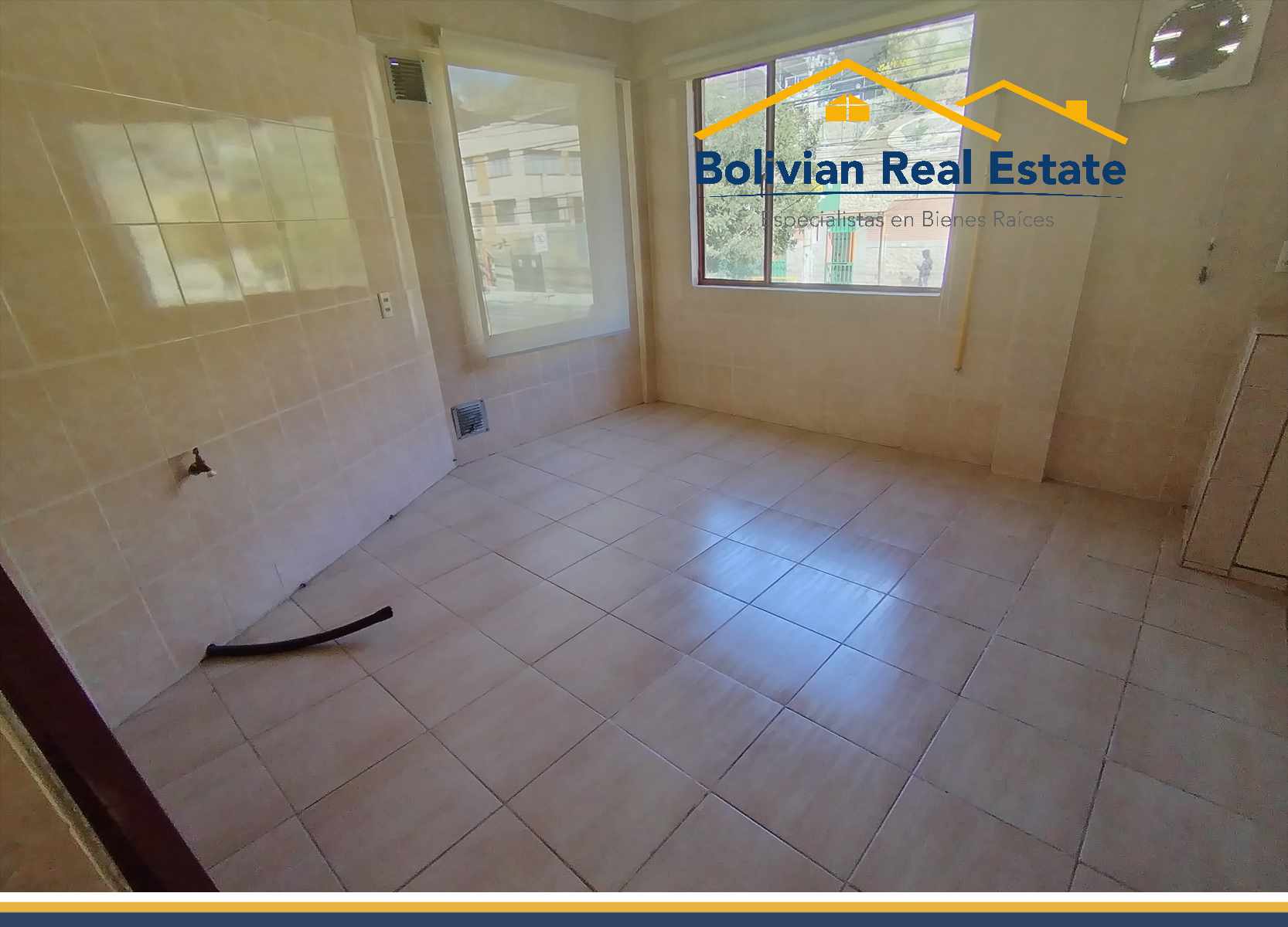 Departamento en Seguencoma en La Paz 3 dormitorios 2 baños  Foto 5