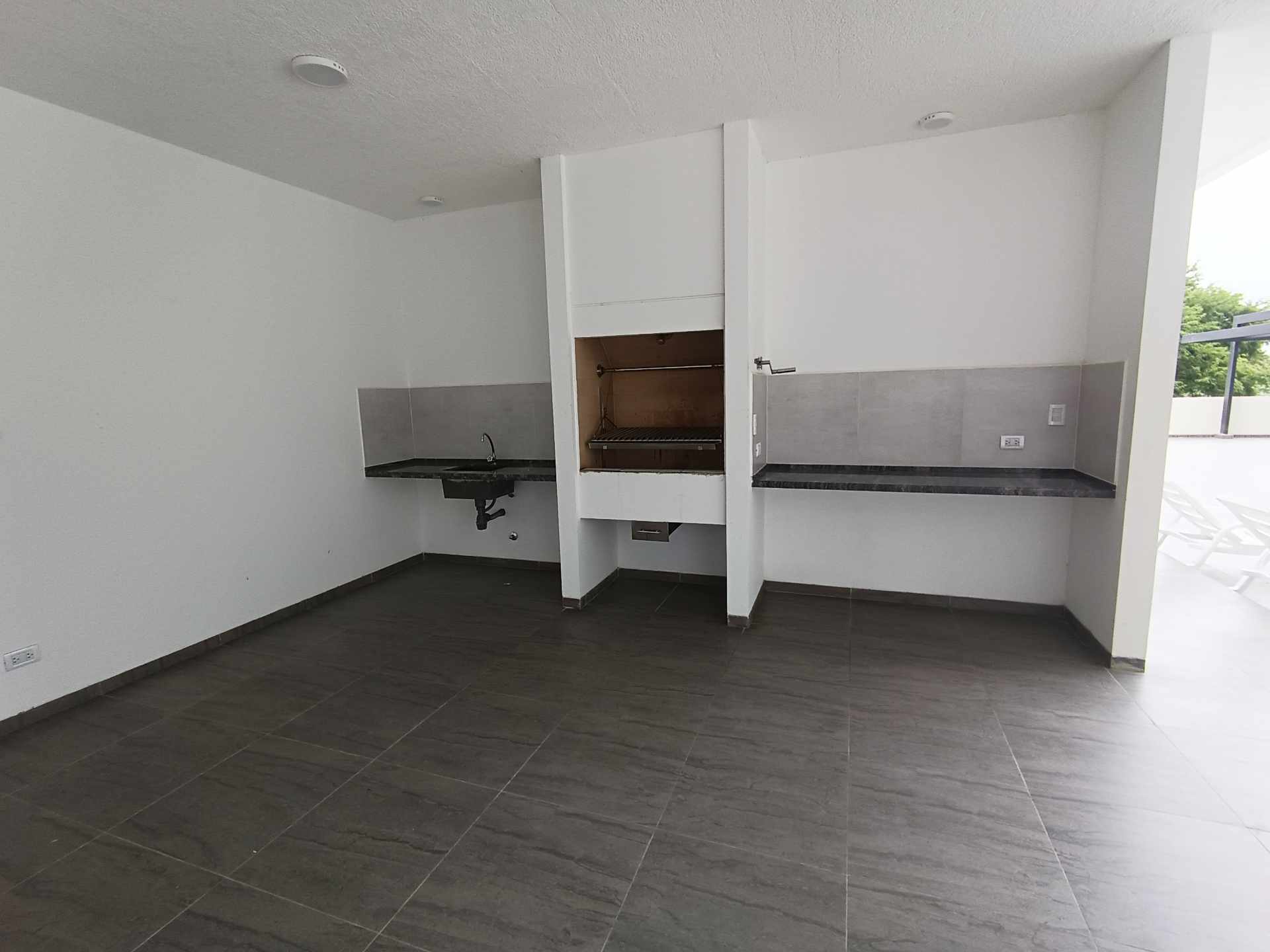 Departamento Zona Av. Banzer 7° anillo, cerca a UNIVALLE Foto 14