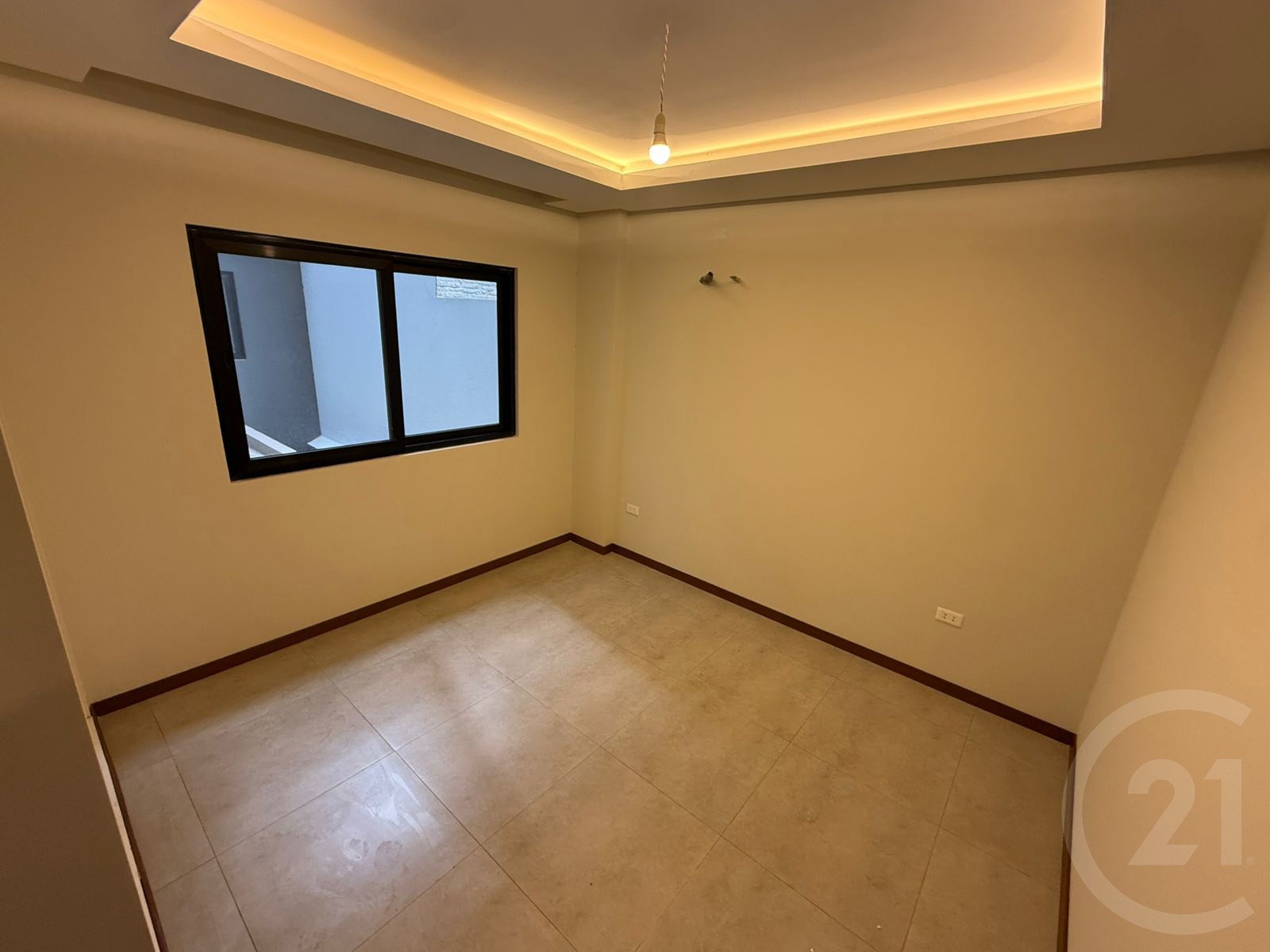 Departamento en VentaAvenida Beni, entre 4to y 5to anillo 1 dormitorios 1 baños  Foto 5