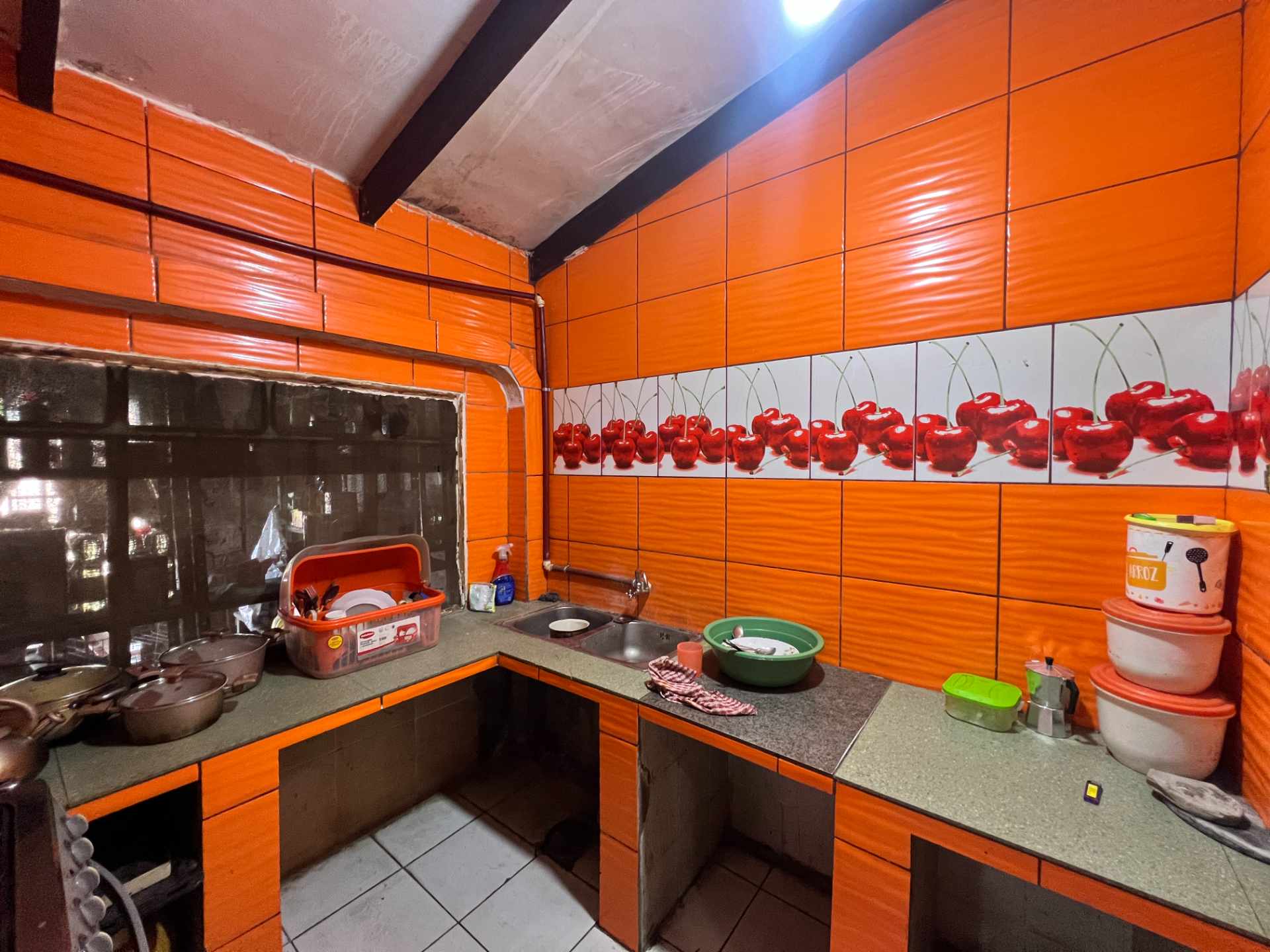 Casa en Pampa de la isla en Santa Cruz de la Sierra 12 dormitorios 3 baños 2 parqueos Foto 9