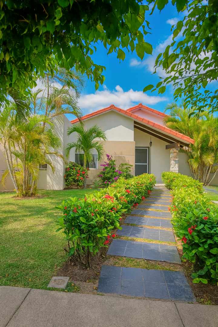 Casa en VentaURUBO CASA EN VENTA SANTA CRUZ DE LAS COLINAS Foto 1