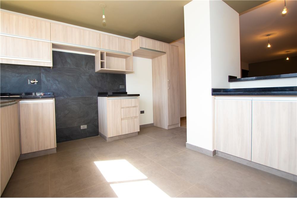 Departamento en Tiquipaya en Cochabamba 3 dormitorios 3 baños  Foto 5