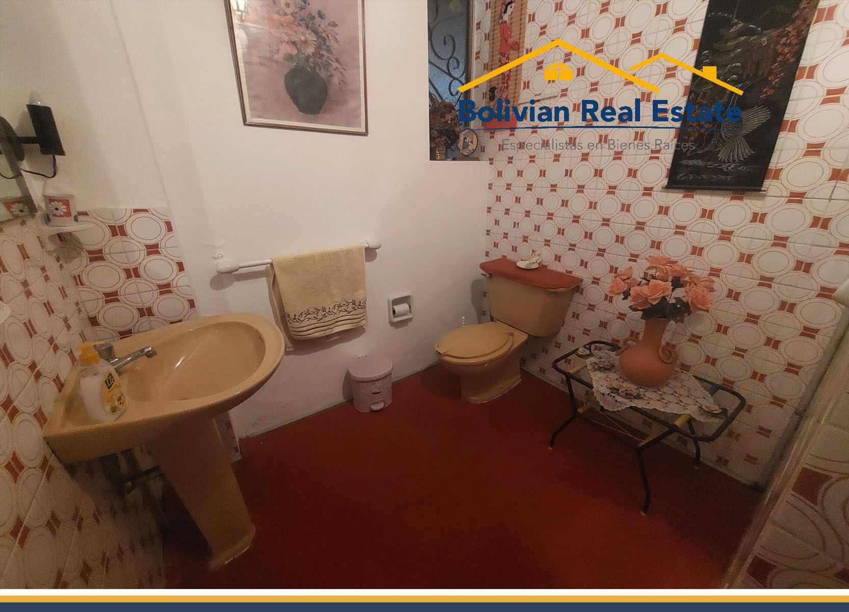 Casa en VentaACHUMANI BAJO CALLE 14, LINDA CASA EN VENTA 3 dormitorios 3 baños 2 parqueos Foto 17