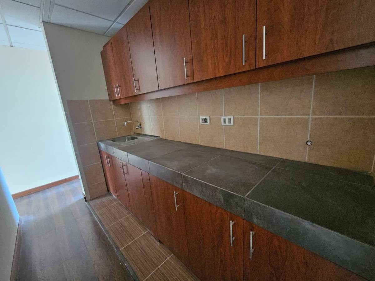 Edificio en San Miguel en La Paz 36 dormitorios 21 baños 7 parqueos Foto 21