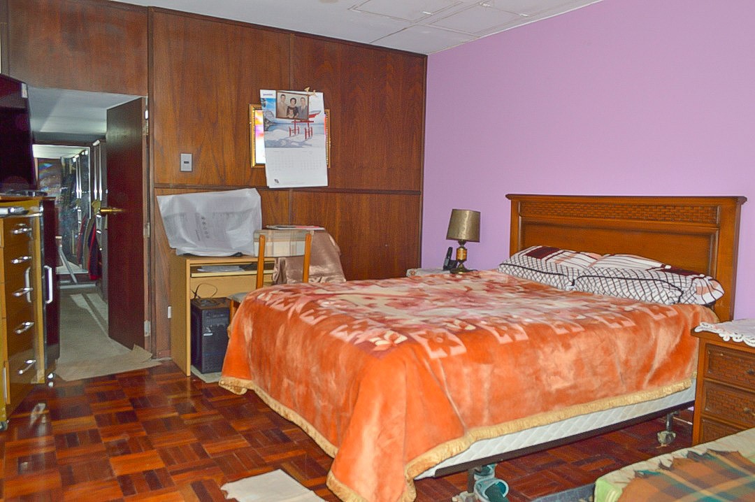 Departamento en San Jorge en La Paz 2 dormitorios 3 baños 1 parqueos Foto 8