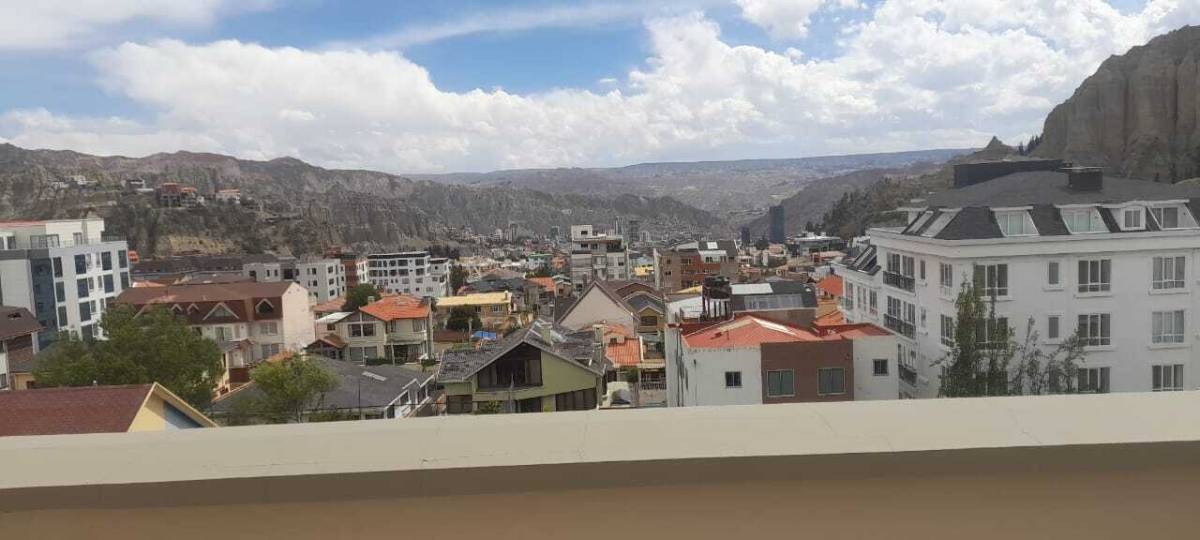 Departamento en VentaACHUMANI, CALLE 32 Foto 19