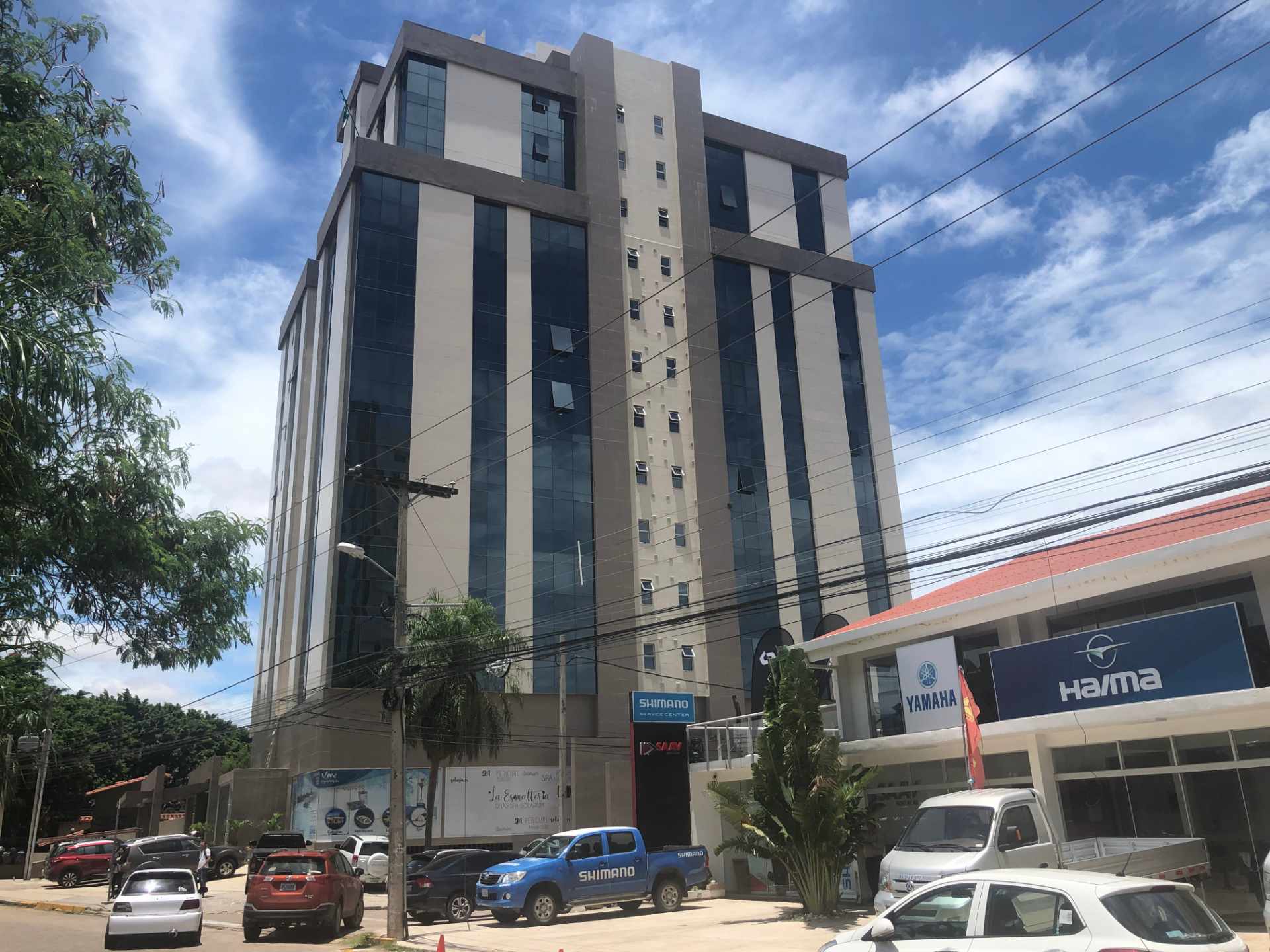 Departamento en Entre 2do y 3er anillo Norte en Santa Cruz de la Sierra 1 dormitorios 1 baños 1 parqueos Foto 1