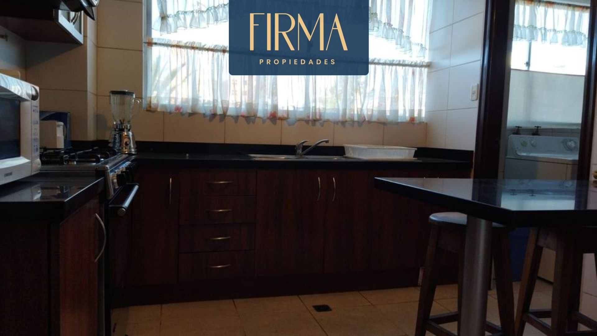 Departamento en AlquilerDEPARTAMENTO EN ALQUILER, CALACOTO 3 dormitorios 4 baños 1 parqueos Foto 19