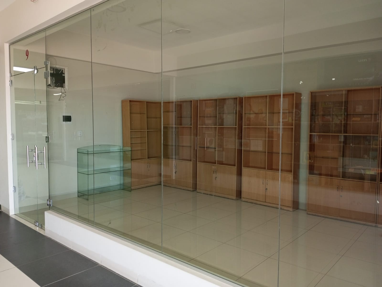 Local comercial en Noroeste en Cochabamba  1 baños  Foto 5