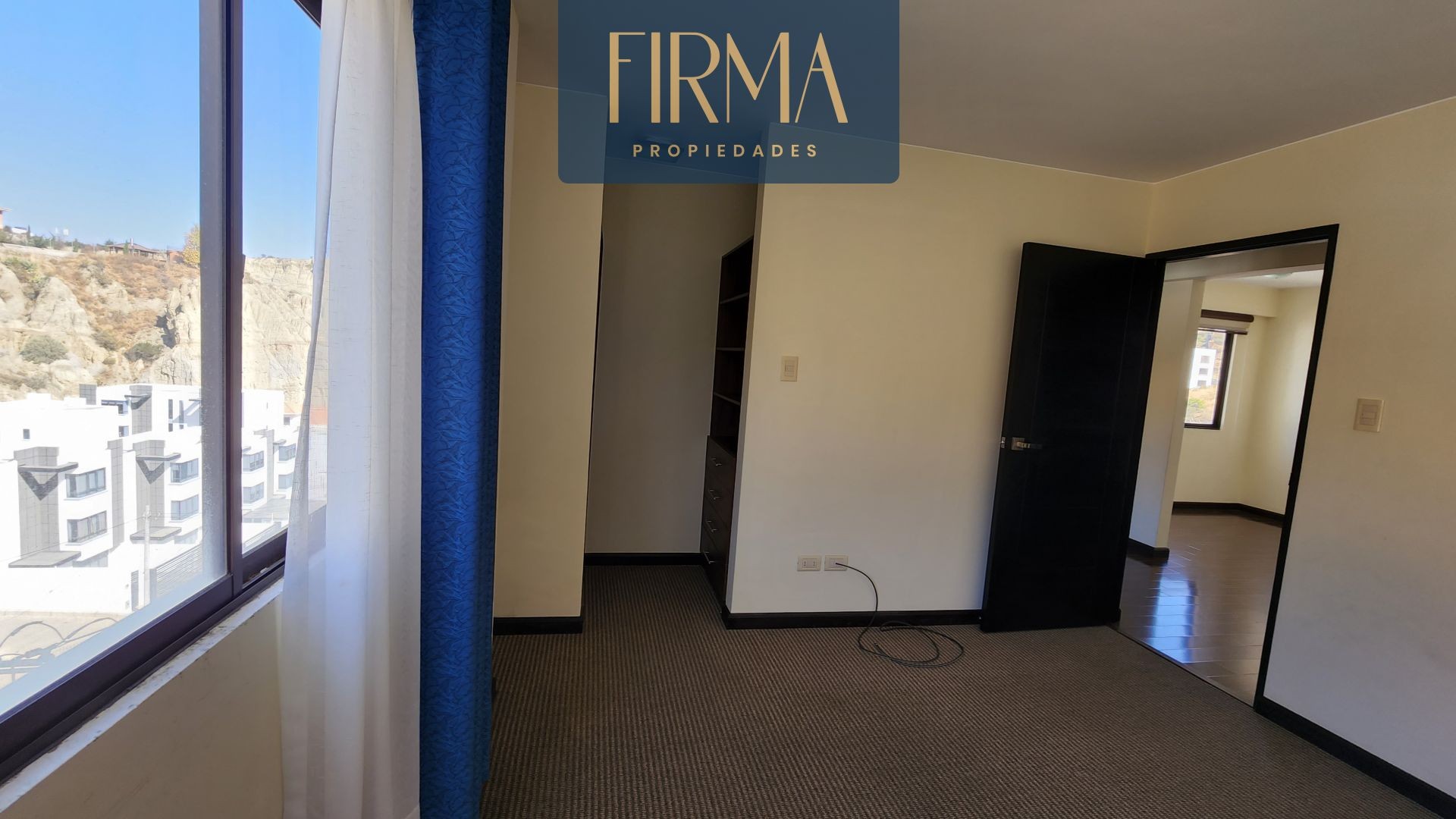 Departamento en Achumani en La Paz 3 dormitorios 4 baños 1 parqueos Foto 14