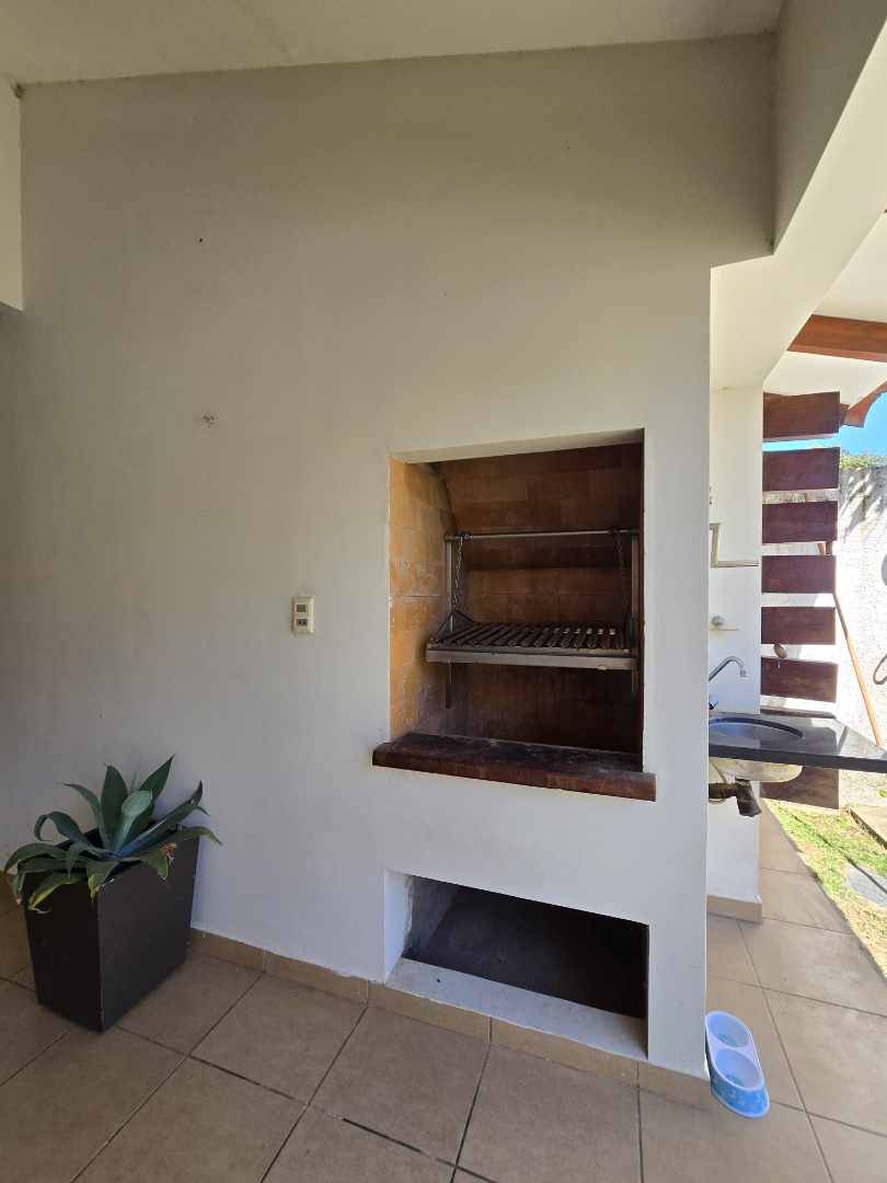 Casa en VentaZONA NORTE Km 8   1 /2 4 dormitorios 4 baños 2 parqueos Foto 30