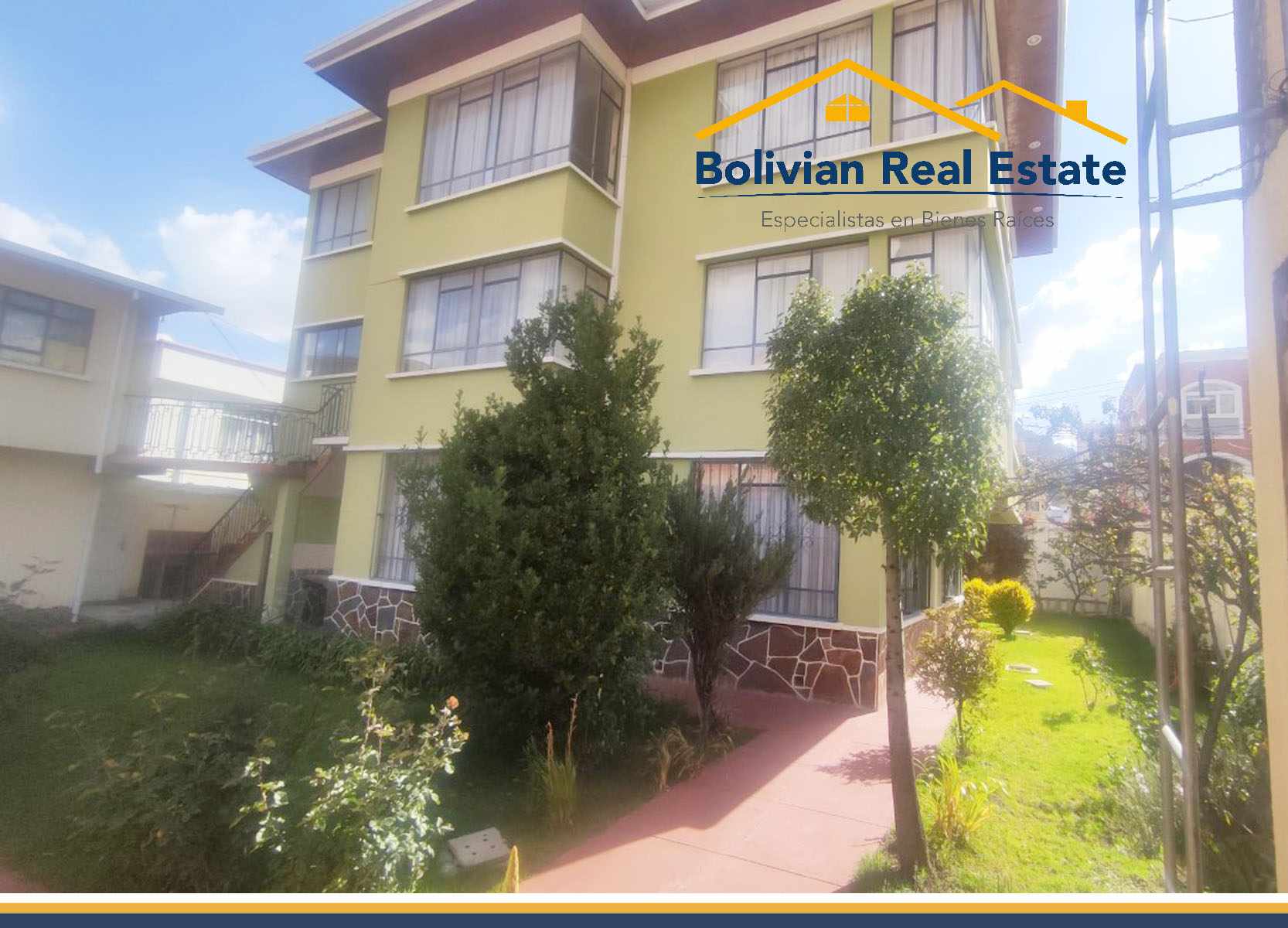 Casa en Irpavi en La Paz 7 dormitorios 6 baños 3 parqueos Foto 2