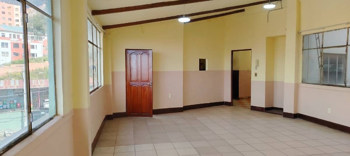 En Venta a Bs 2,436,000 Foto 7