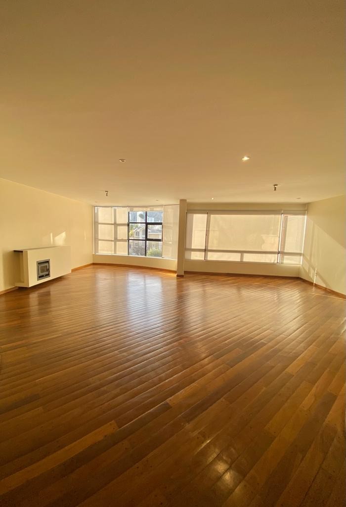 Departamento en AlquilerDepto Alquiler Edificio Exclusivo
Calacoto, 3 dormitorios, 2 garajes 3 dormitorios 4 baños 2 parqueos Foto 1