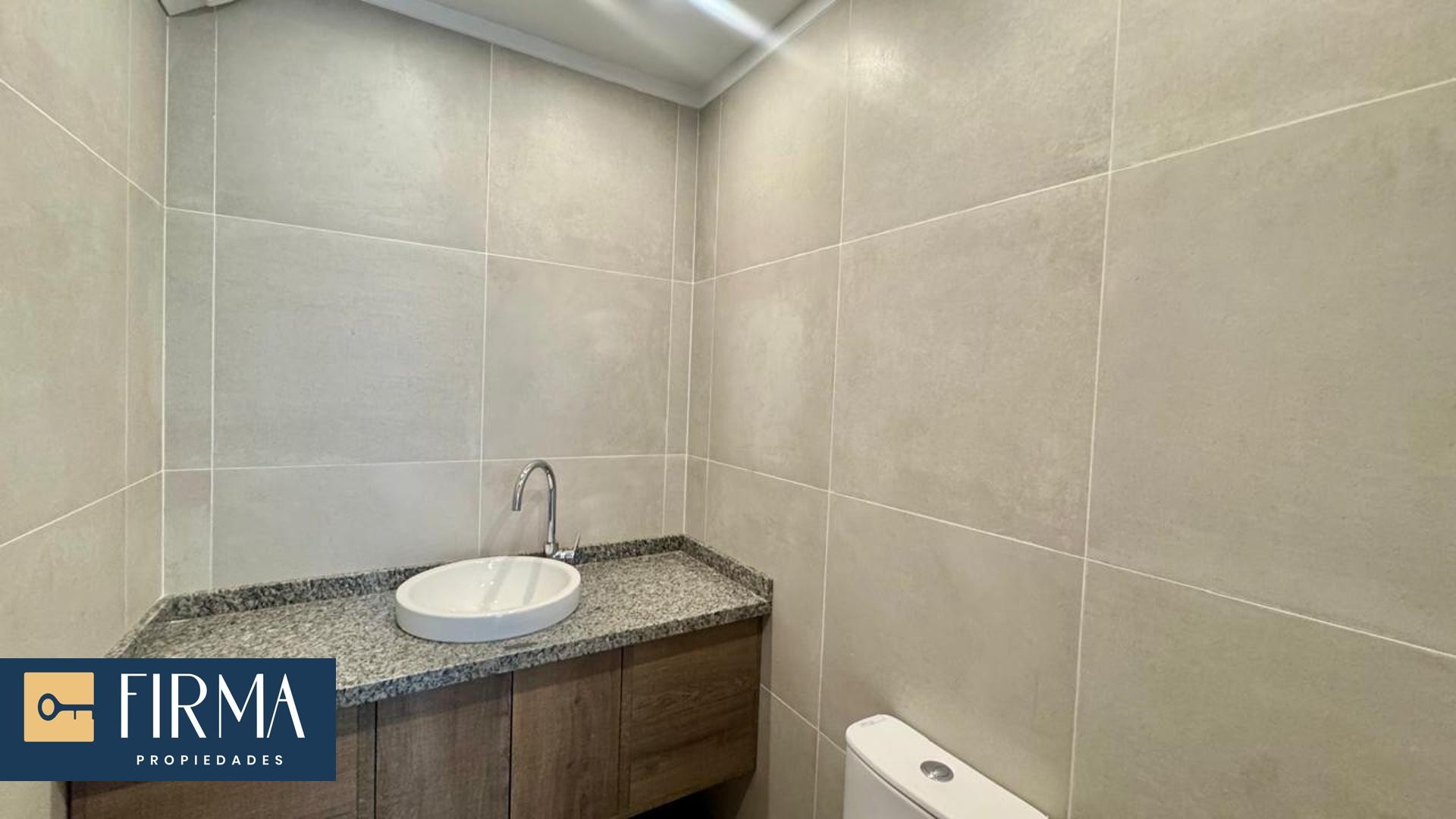 Casa en Achumani en La Paz 4 dormitorios 6 baños 2 parqueos Foto 6