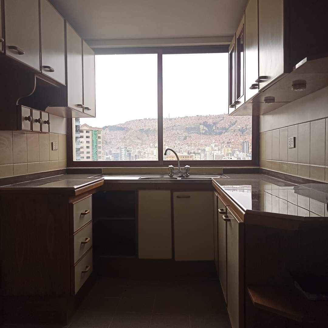 Departamento en VentaMiraflores - Calle Cuba  Foto 6