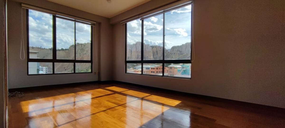 Departamento HERMOSO Y AMPLIO DEPARTAMENTO EN ALQUILER A ESTRENAR EN  CALLE 6 DE IRPAVI Y AV. COSTANERA  Foto 8