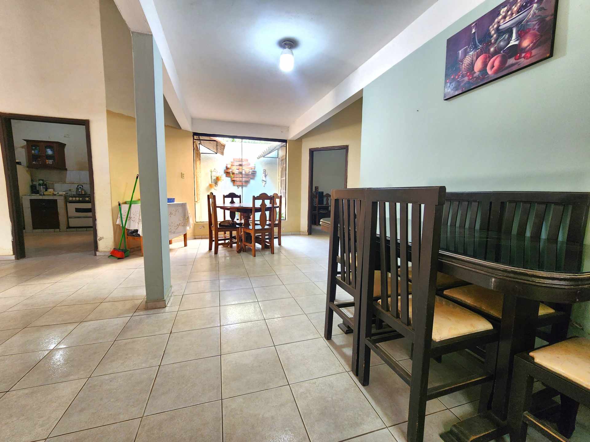 Casa en Villa 1ero de Mayo en Santa Cruz de la Sierra 3 dormitorios 3 baños 3 parqueos Foto 2