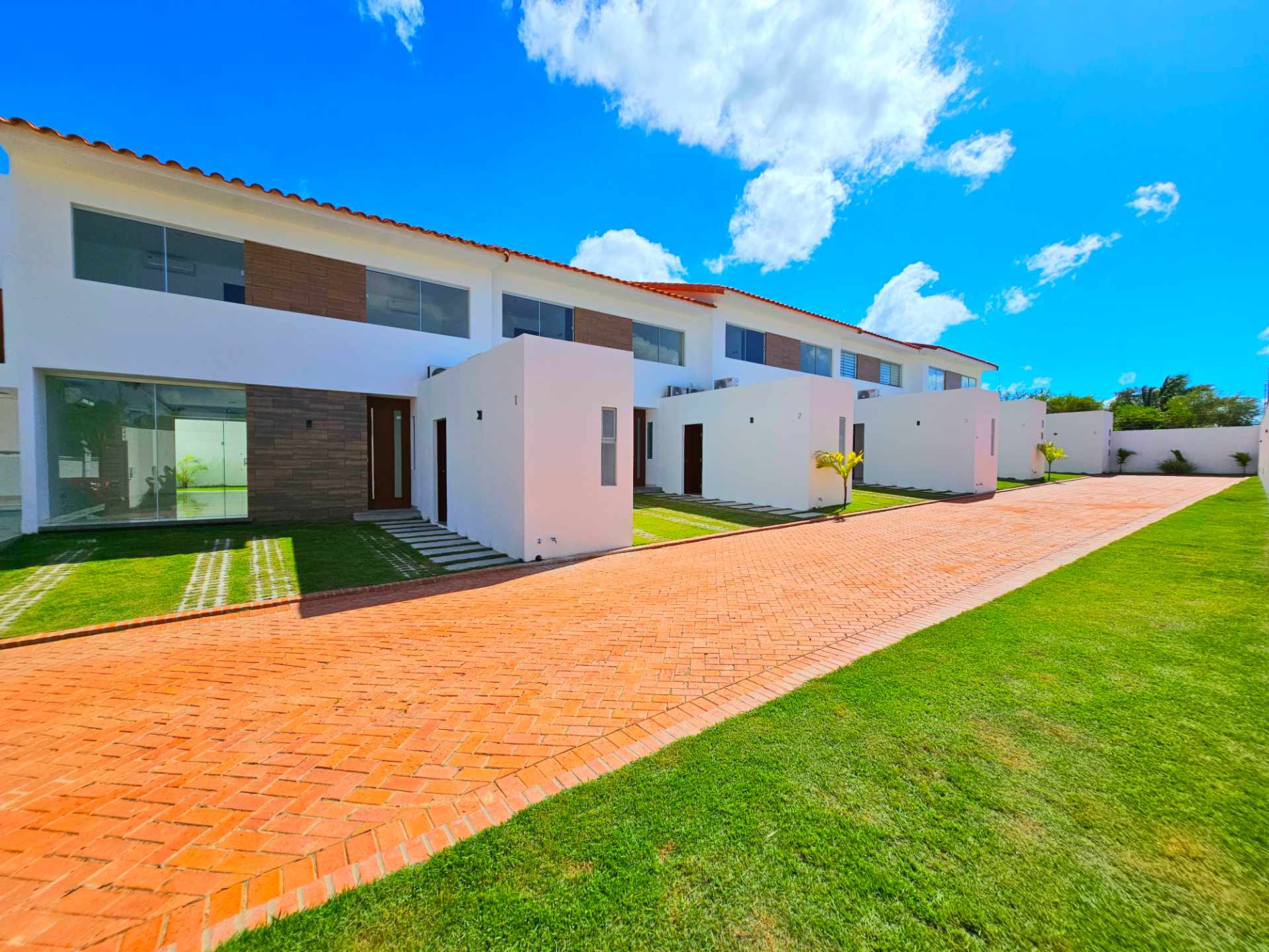 Casa en Urubó en Santa Cruz de la Sierra 3 dormitorios 3 baños 2 parqueos Foto 6