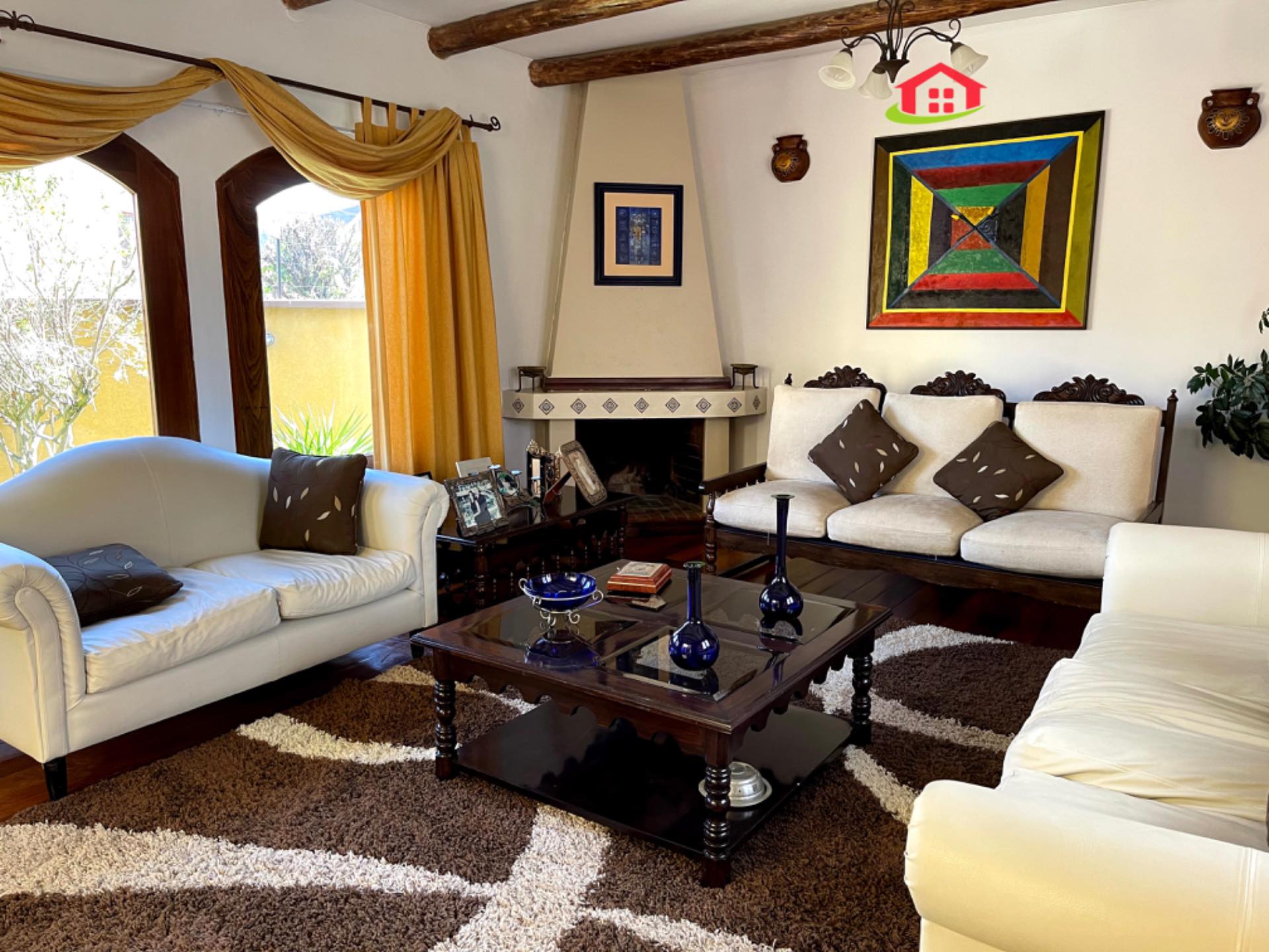 Casa en AlquilerAchumani calle 38 5 dormitorios 6 baños 3 parqueos Foto 6