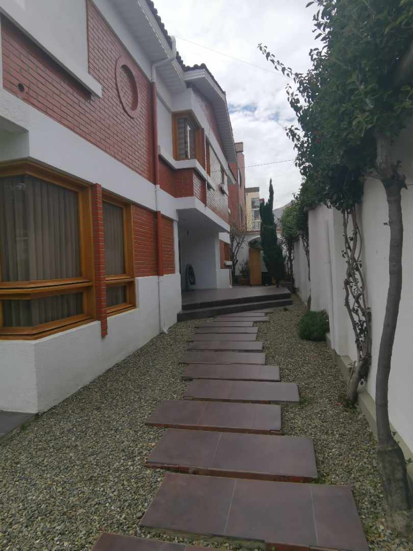 Casa Calle 27A número 20,Los Pinos.  Foto 8