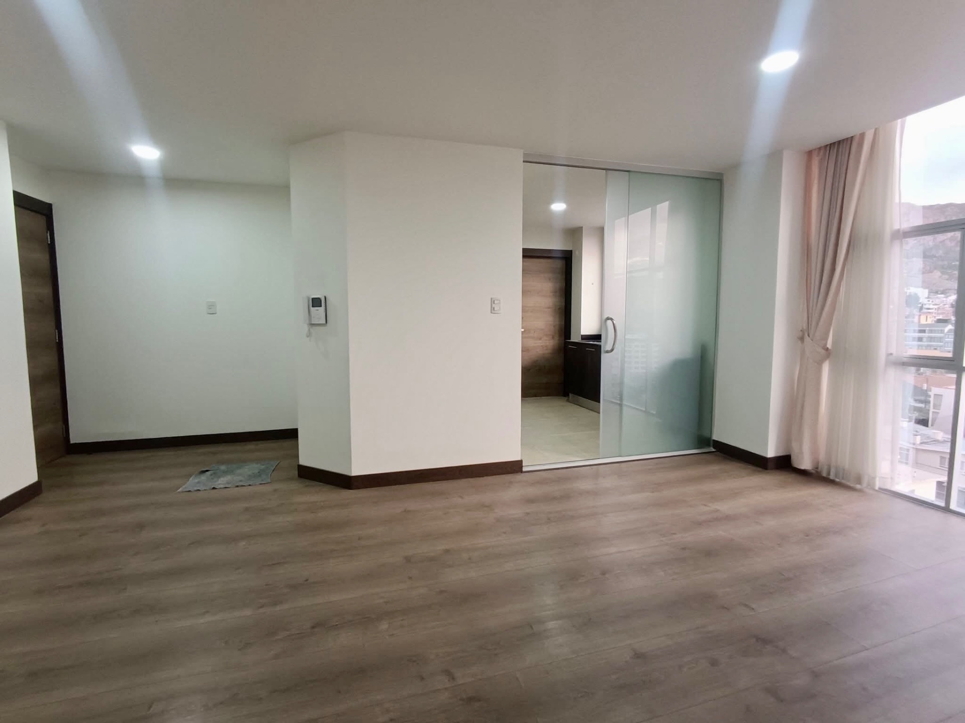 Departamento en AlquilerACOGEDOR DEPARTAMENTO MODERNO 
ALQUILAR Foto 5