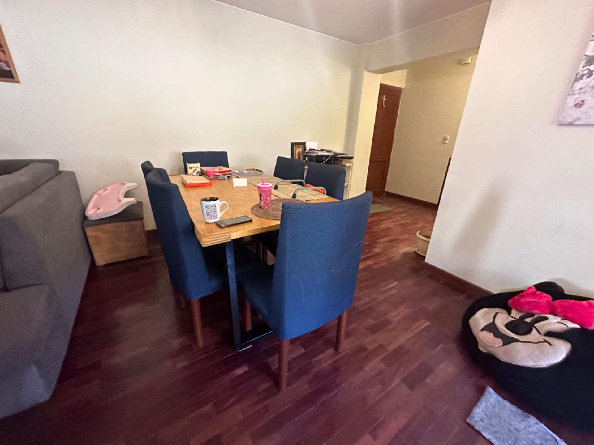 Departamento en VentaDEPARTAMENTO EN VENTA!! Obrajes avenida costanera a una cuadra del cementerio jardín  2 dormitorios 2 baños 1 parqueos Foto 20