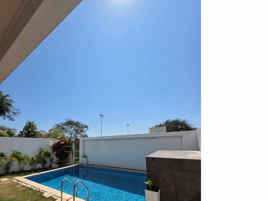Casa Zona Norte
Condominio La Pradera
Casa de Lujo c/5 Suites Foto 14