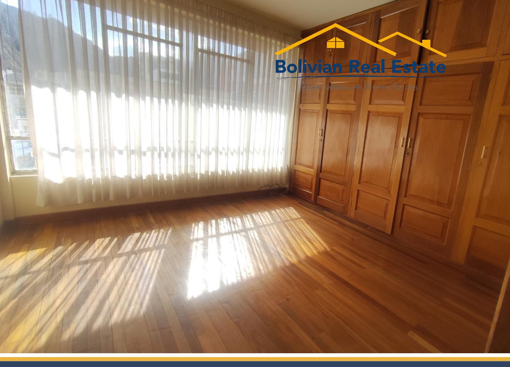 Casa en Irpavi en La Paz 7 dormitorios 6 baños 3 parqueos Foto 15