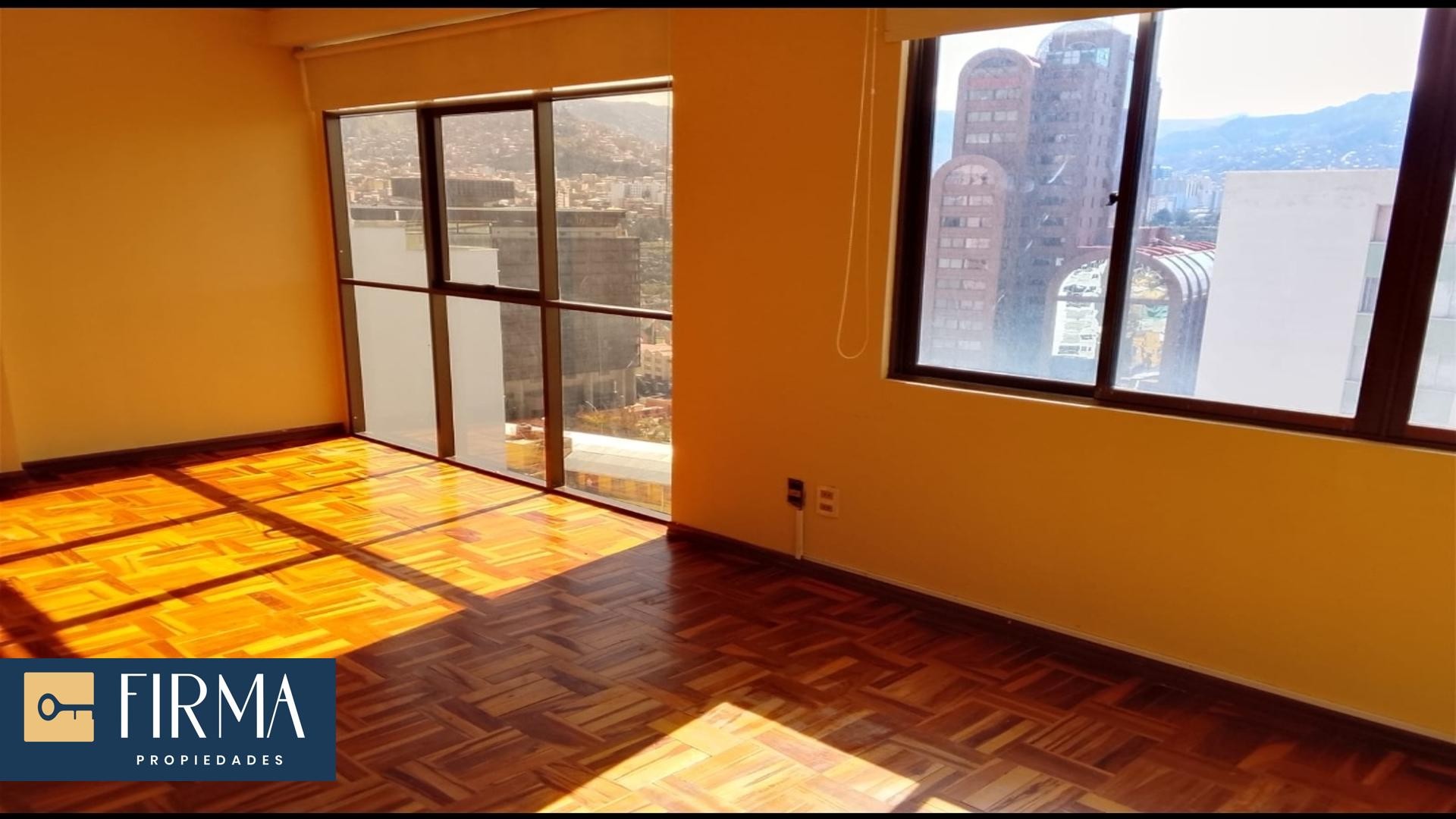 Departamento DEPARTAMENTO EN ALQUILER, AV. 6 DE AGOSTO SAN JORGE Foto 3