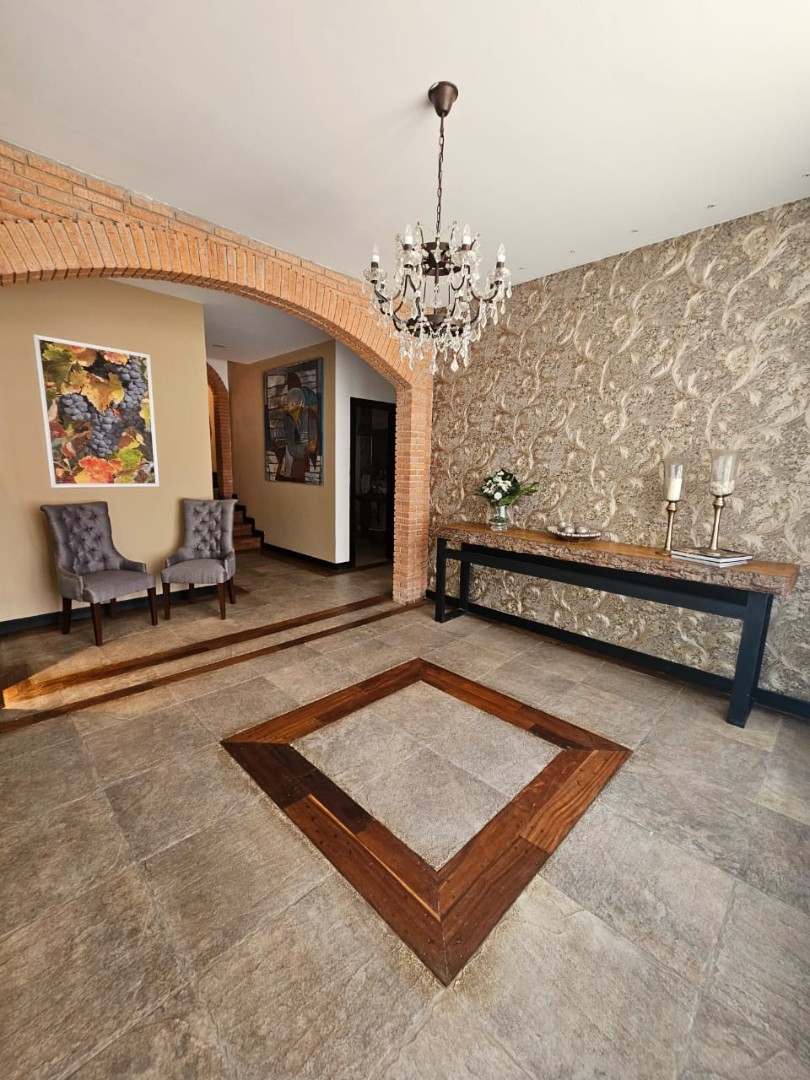 Casa en VentaCondominio La Floresta, Av. Pirai entre 4to y 5to anillo Foto 9