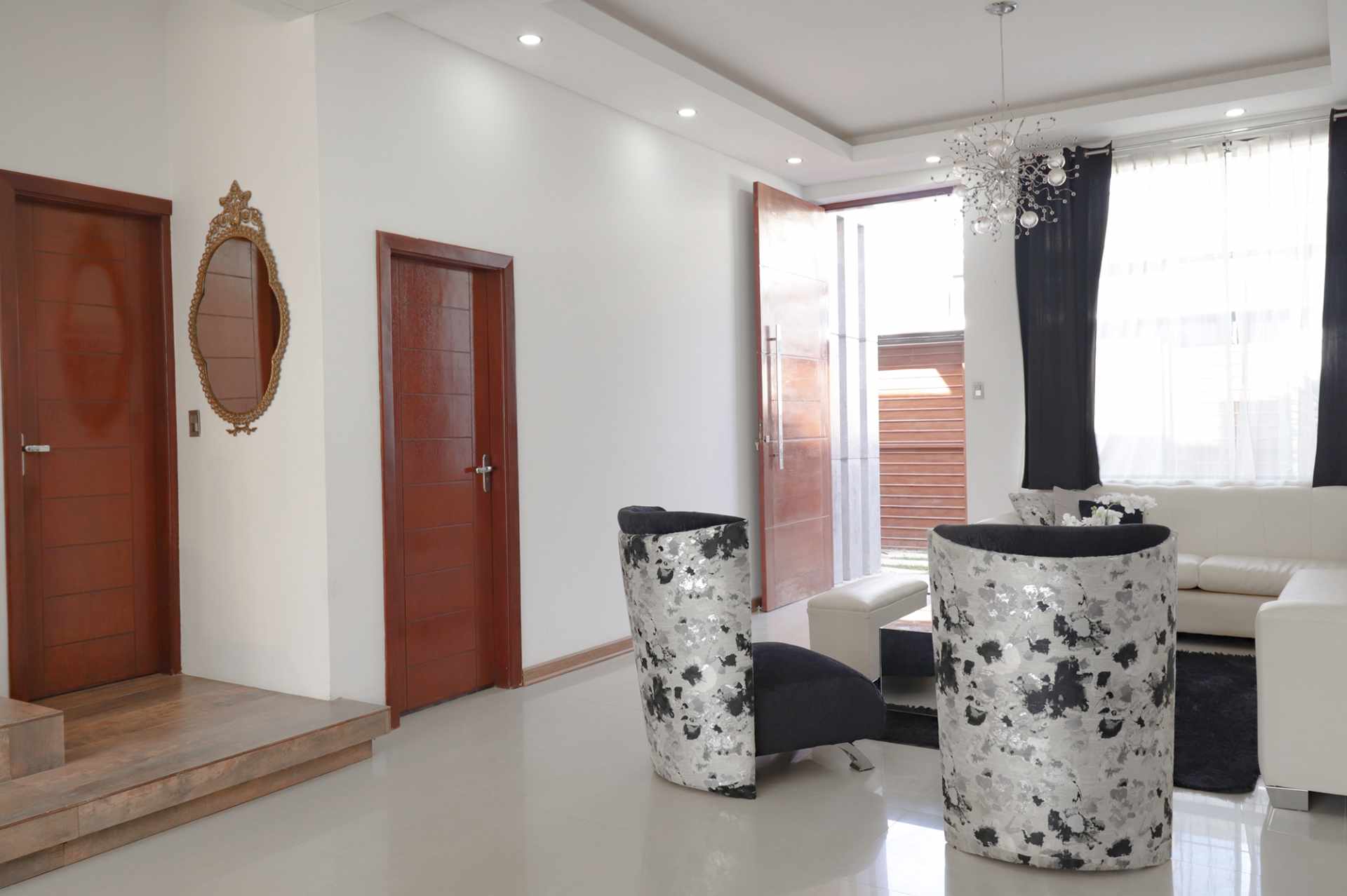 Casa en Entre 6to y 7mo anillo Norte en Santa Cruz de la Sierra 3 dormitorios 2 baños 2 parqueos Foto 9